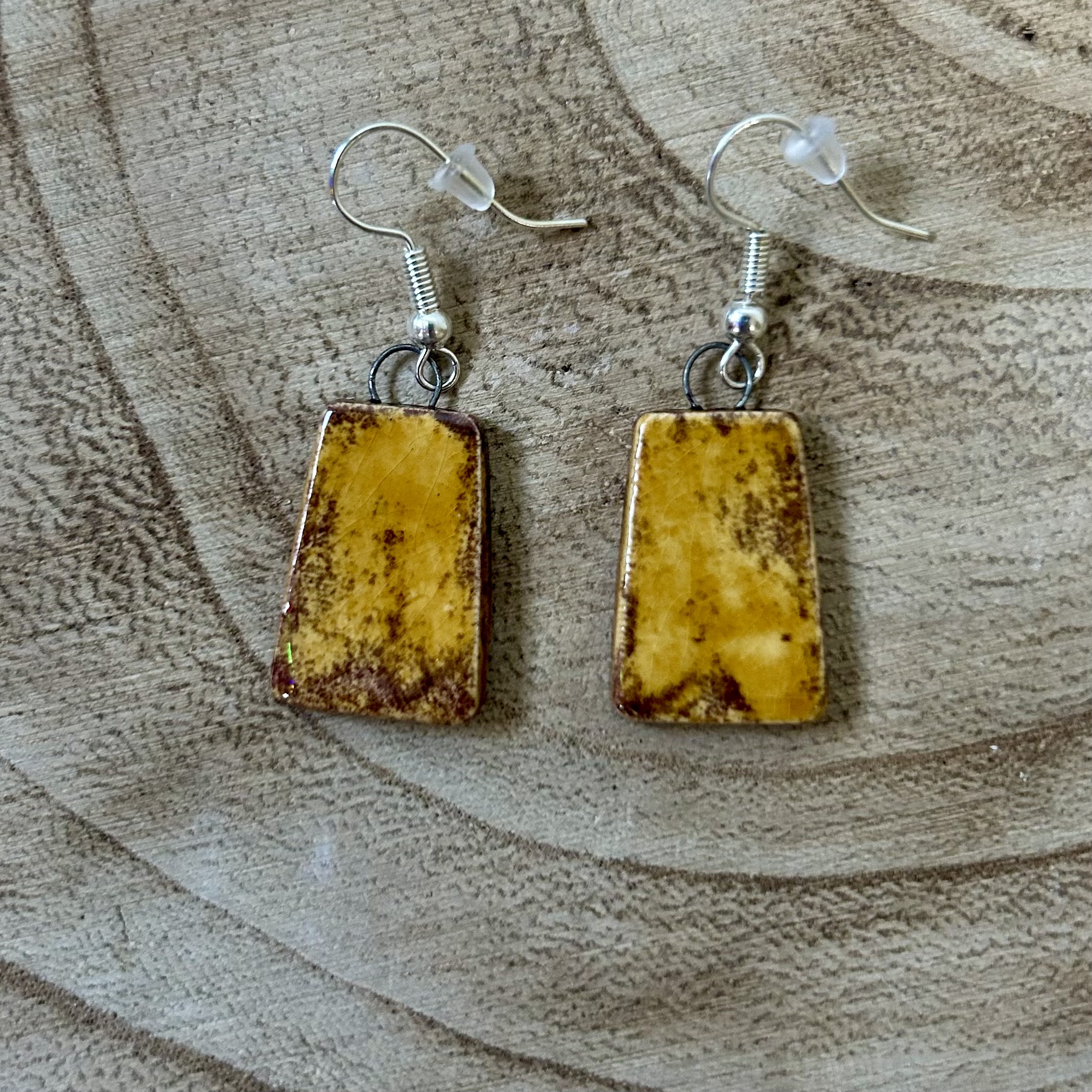 Borostyán fülbevaló